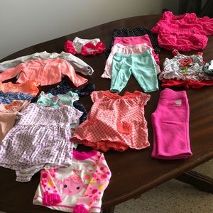 Girls size 6mos bundle of clothes.